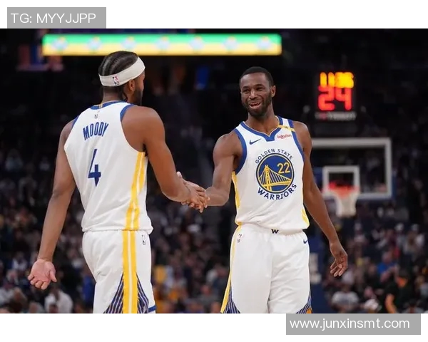 勇士与雷霆季后赛对决精彩回顾与分析，谁将晋级下一轮争夺总冠军